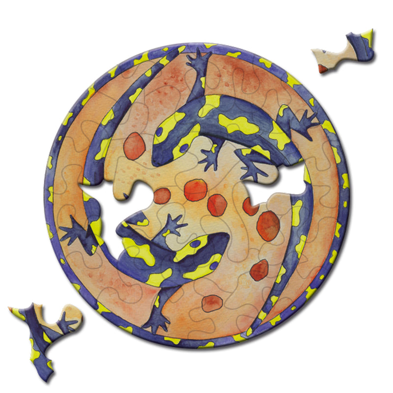 CURIOSI | fast fertiges Puzzle Picoli "Salamander" mit außergewöhnlichen Puzzleteilen und rundem Design